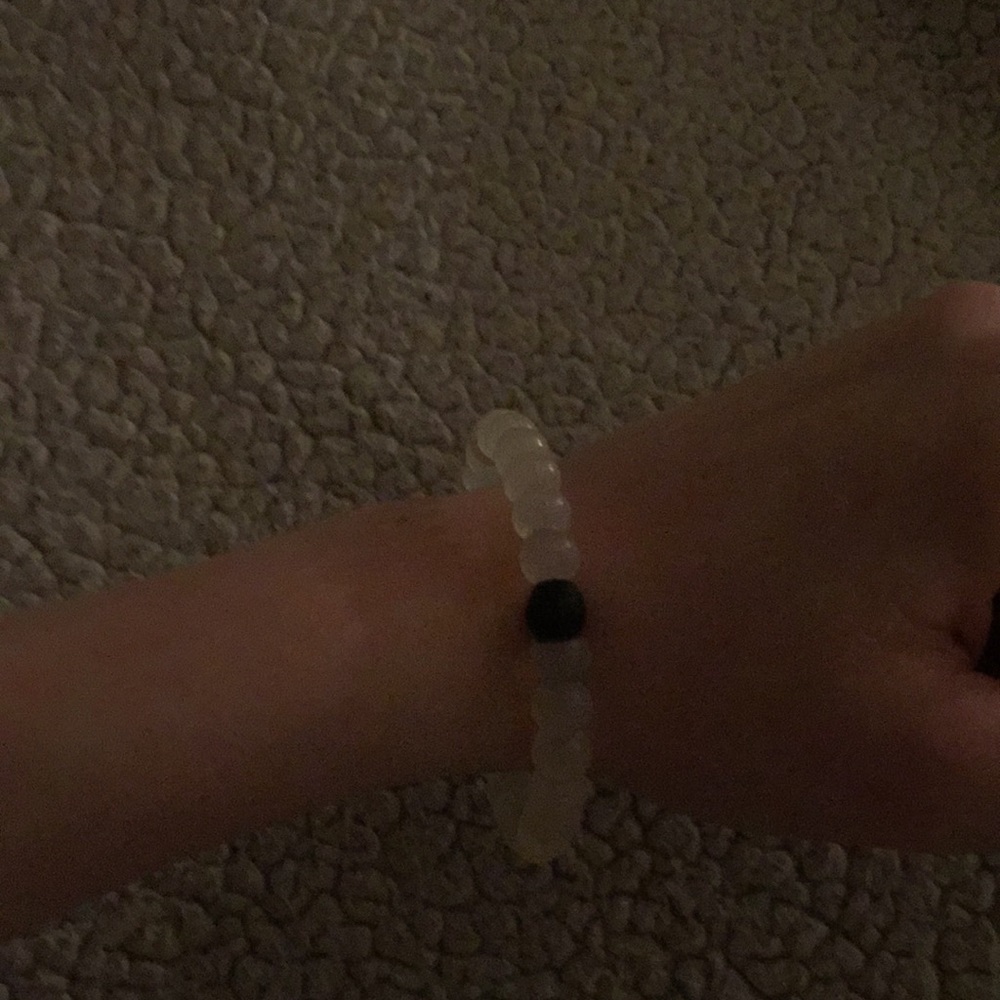 Small clear spheres bracelet